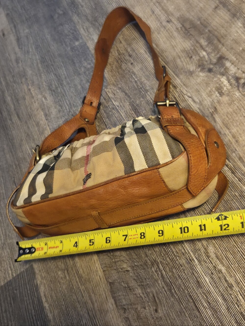 Burberry Nova Check Brown Leather Shoulder Bag Italy Adjustable Strappy Plaid